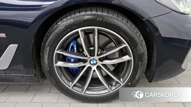 BMW 5 Series (G30) id 3053650 из Кореи 15