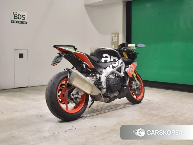 Проданный Aprilia TUONO V4 1100 FACTORY 2017 из Японии, фото 5