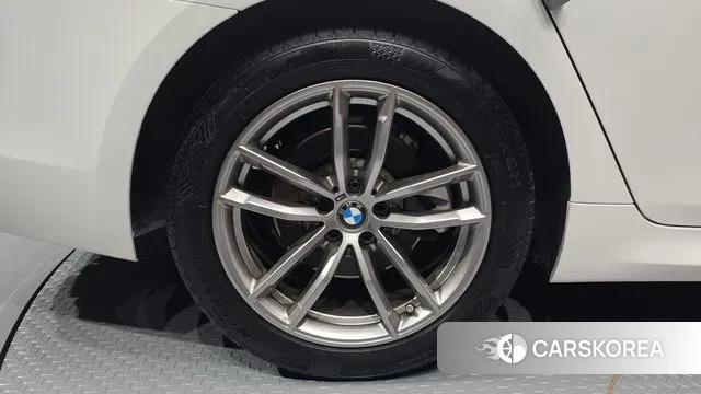 BMW 5 Series (G30) id 3254427 из Кореи 15