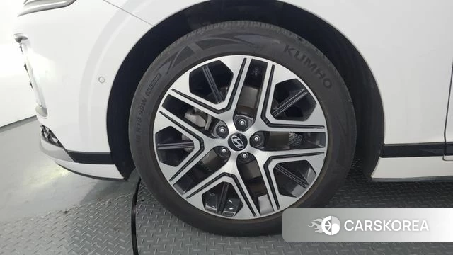 Hyundai Grandeur (GN7) id 4308920 из Кореи 31