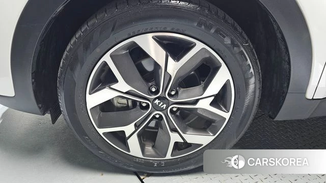 Kia Sportage The Bold id 4849450 из Кореи 29