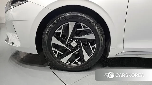 Hyundai The New Grandeur IG Hybrid id 3535768 из Кореи 15