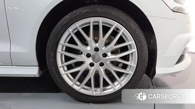 Audi New A6 id 3107418 из Кореи 15