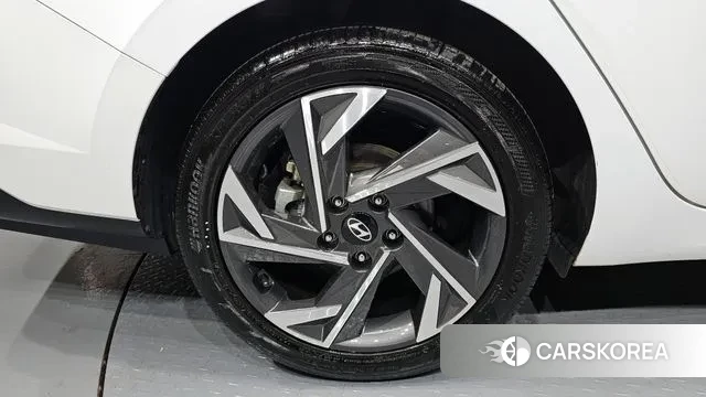 Hyundai The New Avante Hybrid (CN7) id 3437179 из Кореи 15