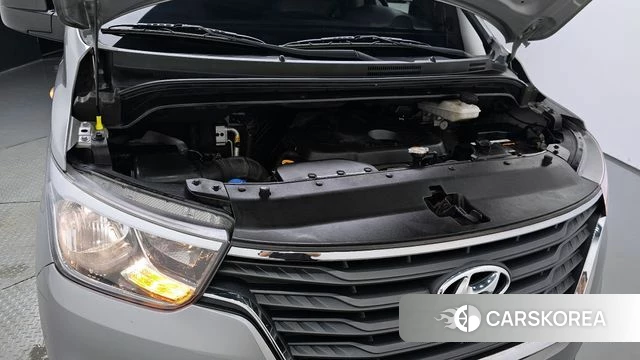 Hyundai The New Grand Starex id 4501658 из Кореи 25
