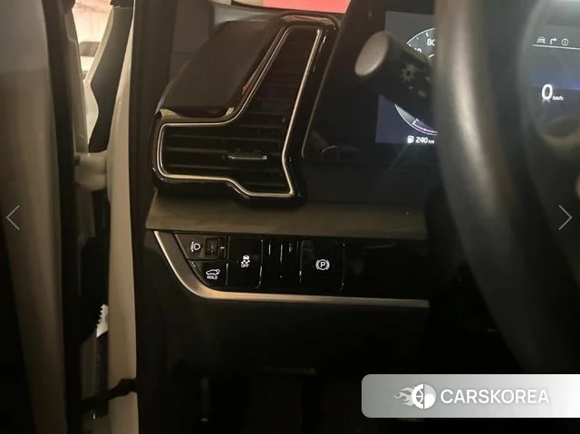 Kia Sportage 5th Generation 2023 Белый из Кореи, фото 5