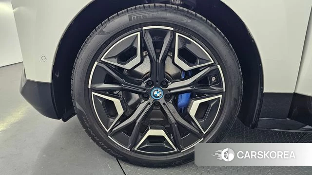 BMW iX id 3921810 из Кореи 15