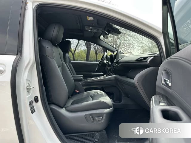 Toyota Saina id 4257693 из Китая 11