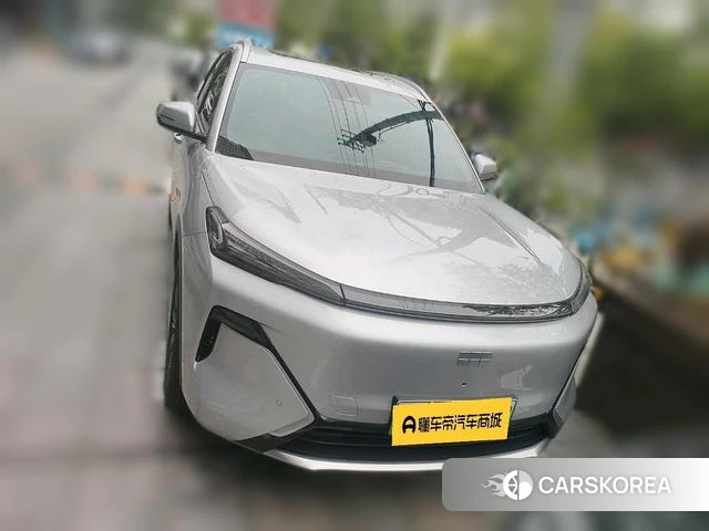 Geely Galaxy Galaxy Starship 7 EM-i 2025 Серебристо-серый из Китая, фото 5