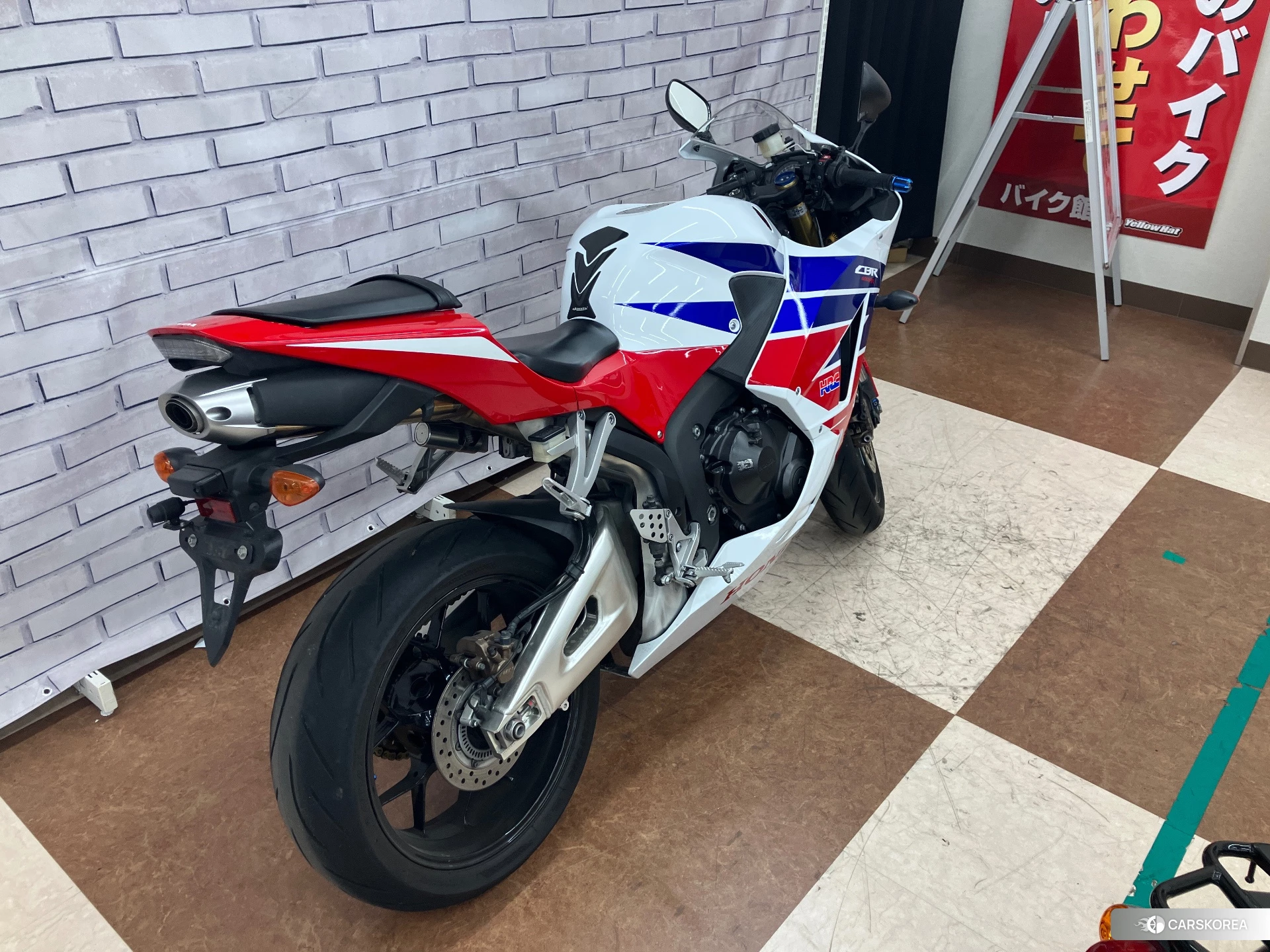 Проданный Honda CBR600RR ABS id 4184903 из Японии, фото 2