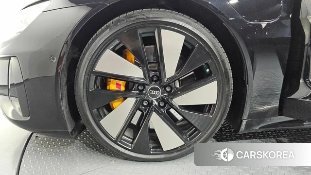 Audi e-Tron GT id 4434026 из Кореи 31