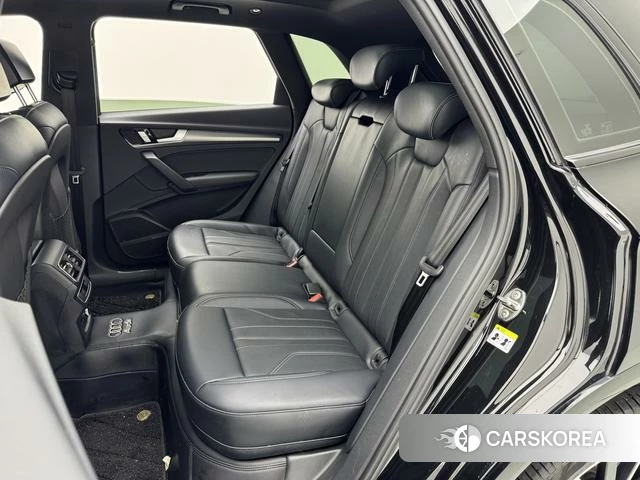 Audi Q5L id 4256993 из Китая 23