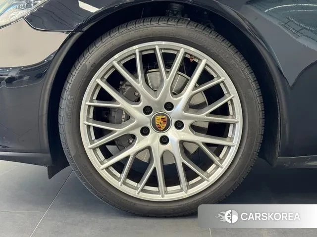 Porsche Panamera (971) id 3026751 из Кореи 7