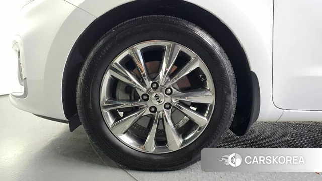 Kia The New Carnival id 4285981 из Кореи 15
