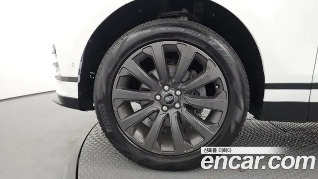 Land Rover Range Rover Velar id 2850477 из Кореи 15