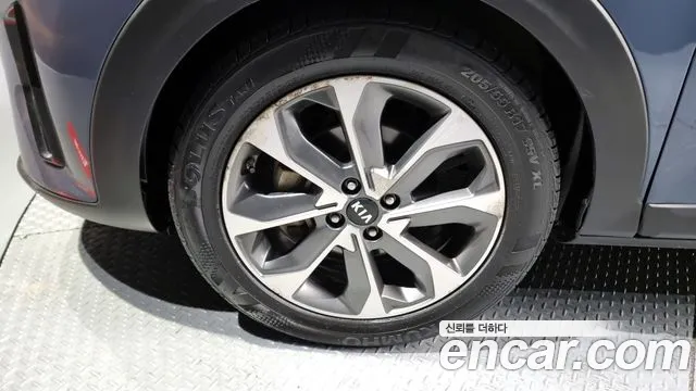 Kia Stonic id 2502215 из Кореи 15