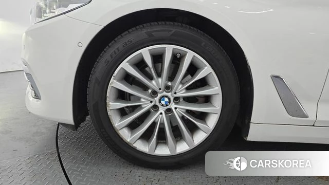 BMW 5 Series (G30) id 4448120 из Кореи 15