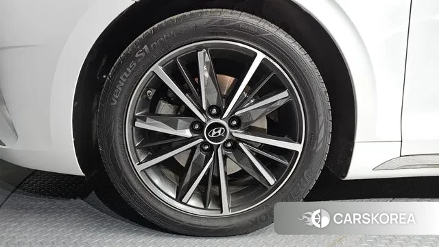 Hyundai The New Grandeur IG id 3675760 из Кореи 15