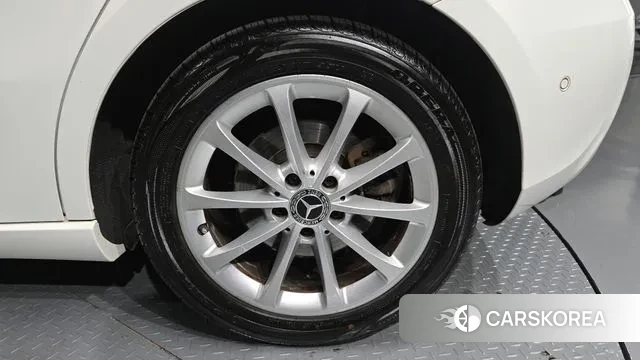 Mercedes-Benz A-Class W177 id 3607947 из Кореи 15