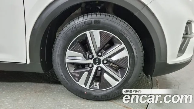 Kia The New Niro id 2927679 из Кореи 15