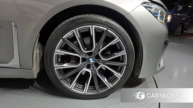 BMW 7 Series (G11) id 3577937 из Кореи 15