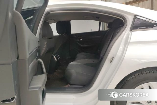 Peugeot 508L id 3824798 из Китая 12