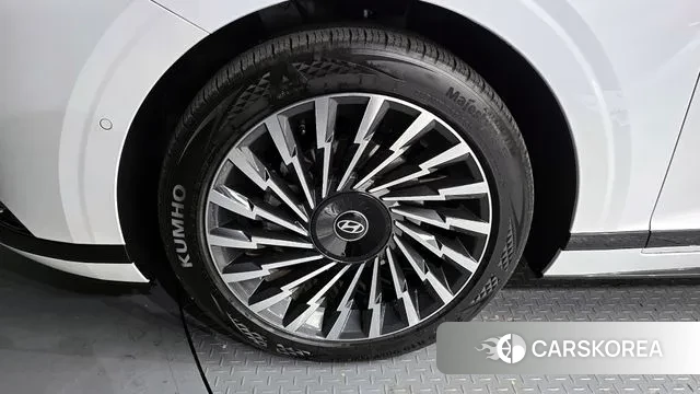 Hyundai Grandeur Hybrid (GN7) id 3069447 из Кореи 15