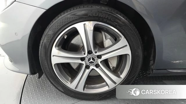 Mercedes-Benz E-Class W213 id 3834589 из Кореи 15