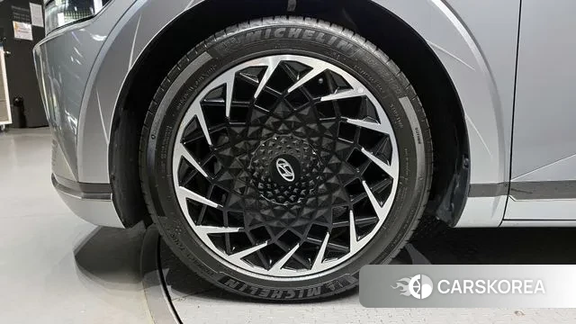 Hyundai Ionic 5 id 3011810 из Кореи 15