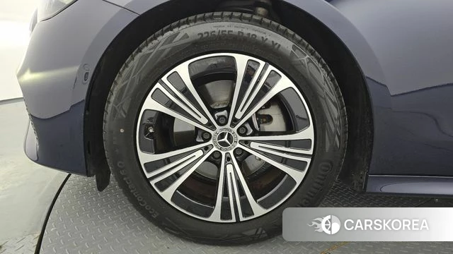 Mercedes-Benz E-Class W214 id 4527607 из Кореи 15