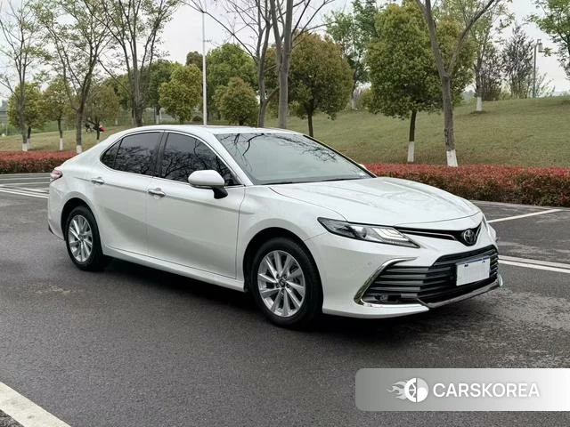 Toyota Camry 2022 Белый из Китая, фото 5
