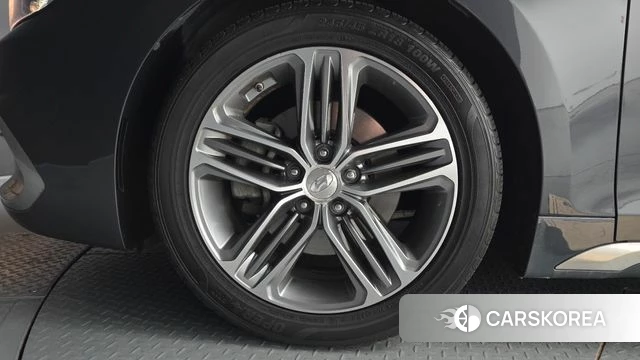 Hyundai Grandeur IG id 4417199 из Кореи 32