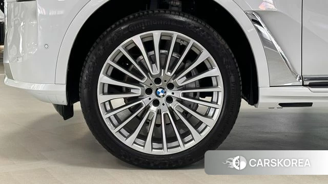 BMW X7 (G07) id 4200695 из Кореи 15