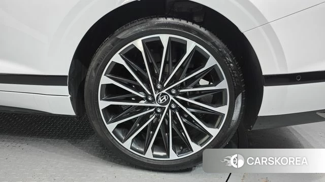 Hyundai Grandeur Hybrid (GN7) id 3876925 из Кореи 15