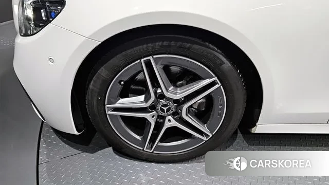 Mercedes-Benz E-Class W213 id 2993598 из Кореи 15