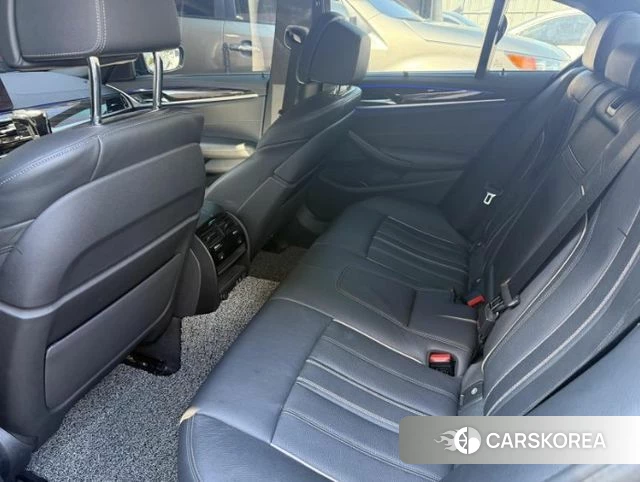 BMW 5 Series (G30) 2022 Черный из Кореи, фото 5