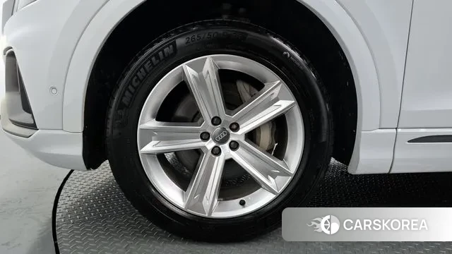 Audi Q8 (4M) id 3202920 из Кореи 15