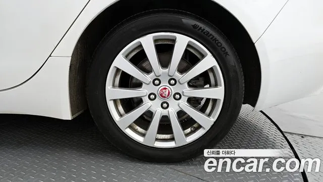 Jaguar XE id 2844980 из Кореи 15