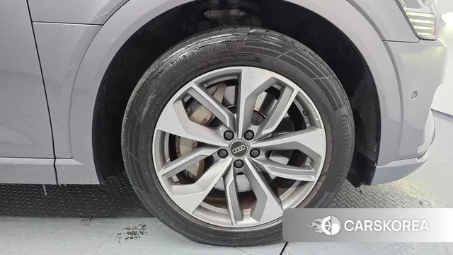 Audi e-Tron id 3540895 из Кореи 15