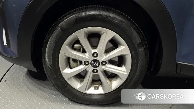 Kia Stonic id 3677460 из Кореи 15