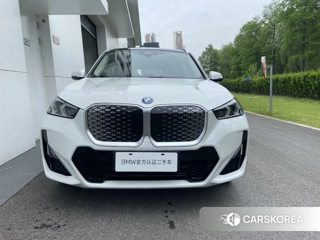 BMW iX1 2025 Белый из Китая, фото 5