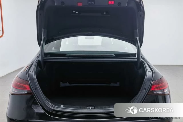 Mercedes-Benz E-class id 4257874 из Китая 19