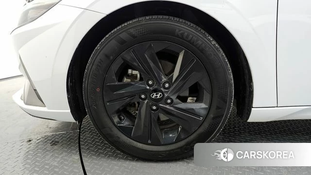 Hyundai Avante (CN7) id 3812199 из Кореи 15