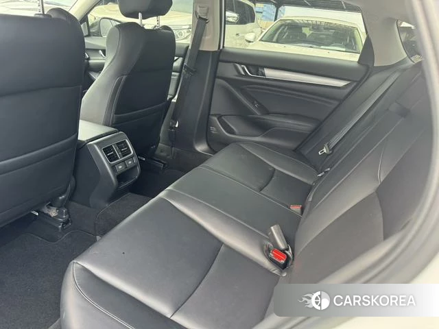 Honda Accord id 4353458 из Китая 11