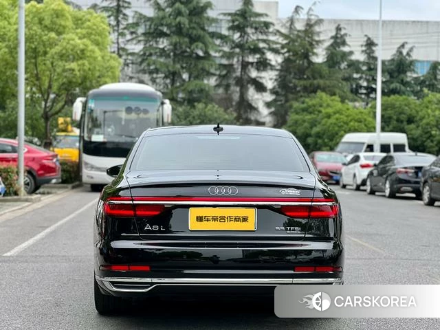 Audi A8 id 4242233 из Китая 9
