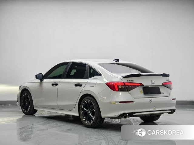 Honda Civic id 4342113 из Китая 9