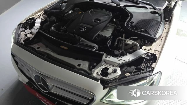 Mercedes-Benz E-Class W213 id 4482618 из Кореи 25