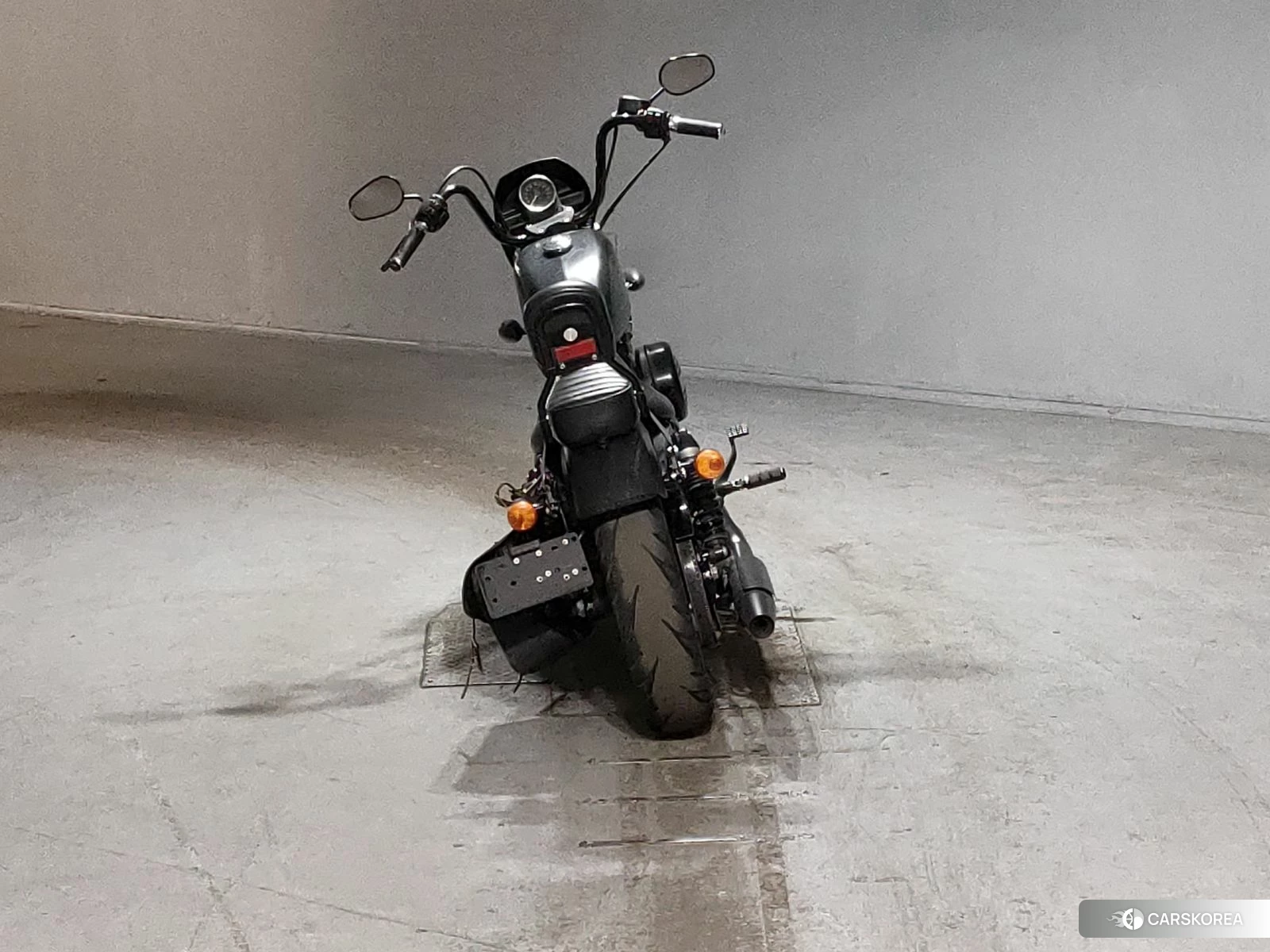 Harley-Davidson Sportster XL883N 2017 из Японии, фото 4