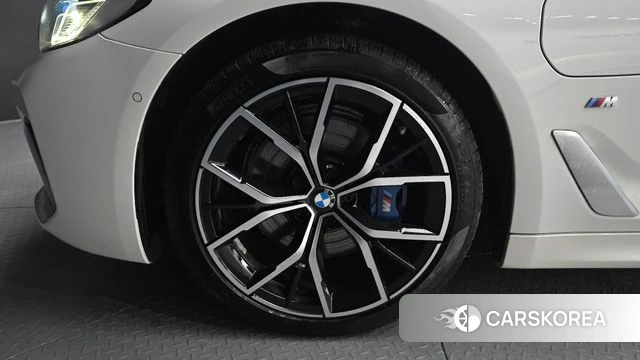 BMW 5 Series (G30) id 4594197 из Кореи 28