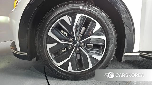 Kia EV6 id 4489074 из Кореи 28